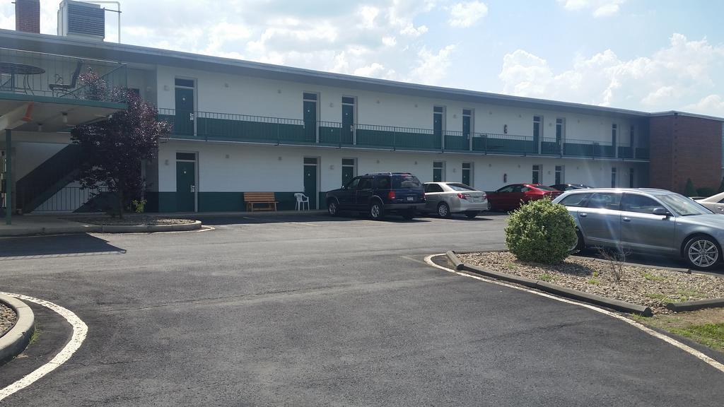 Huntingdon Motor Inn Exterior foto